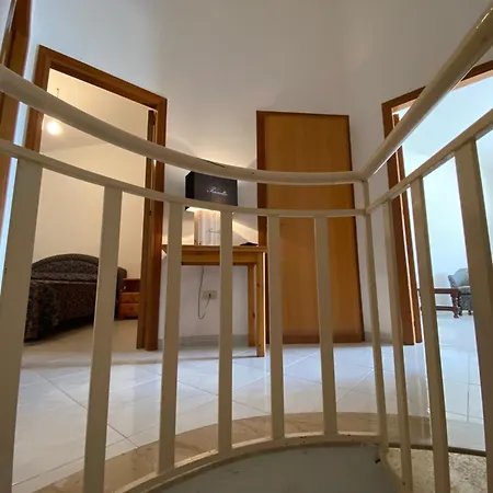 בית הארחה Sale Di Mare 4*