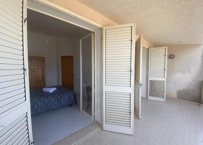 Sale Di Mare בית הארחה 4*